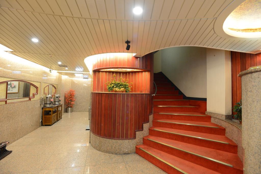 Hua Guo Hotel Keelung Exterior foto